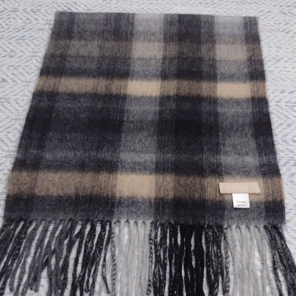 Nordstrom Other - Nordstrom 100%cashmere Plaid Scarf - Black, Gray, Tan